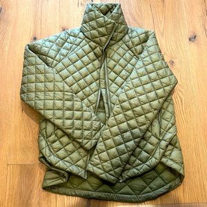 Athleta green featherless jacket